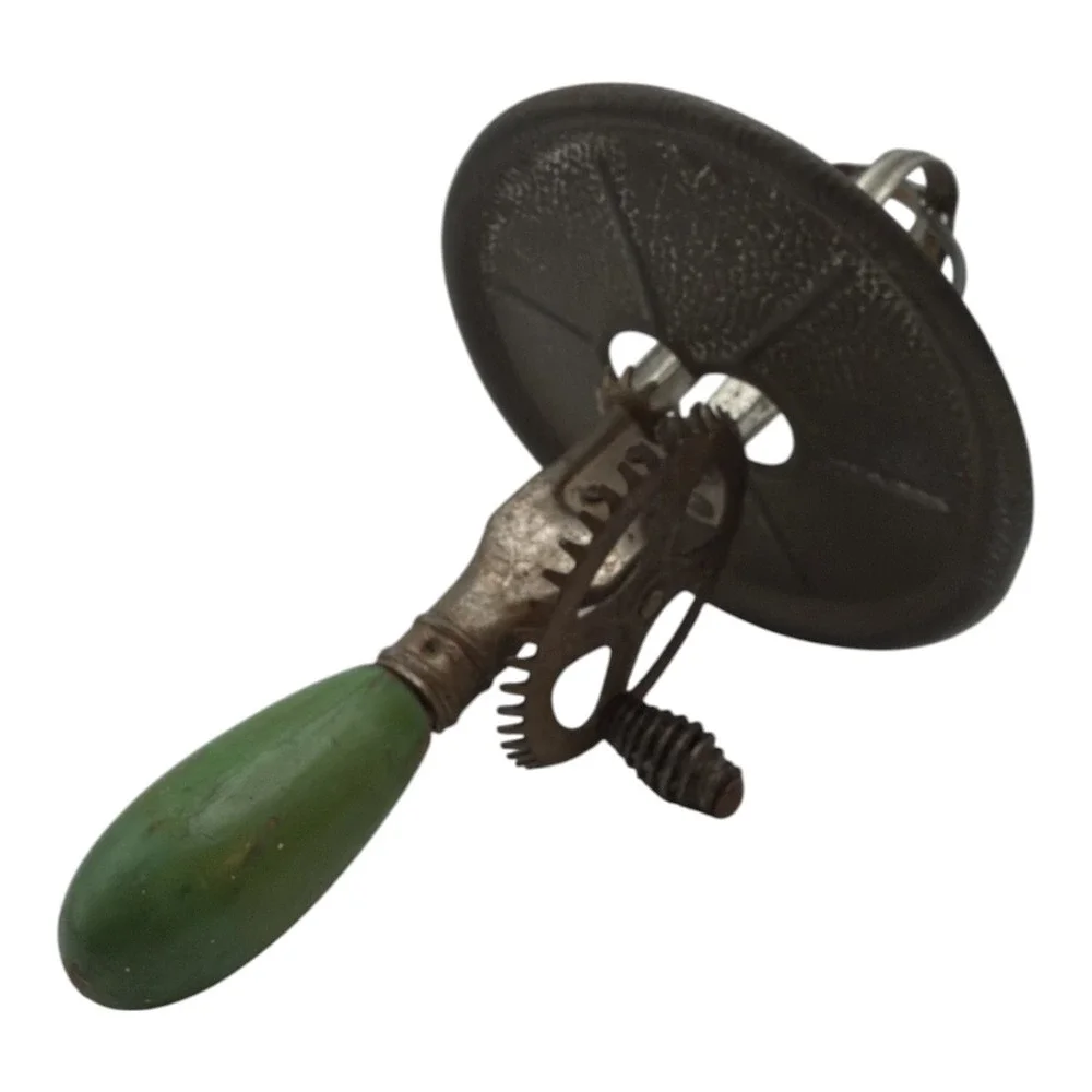 A&J Hand-Crank Egg Beater Green Handle USA pat. 1923